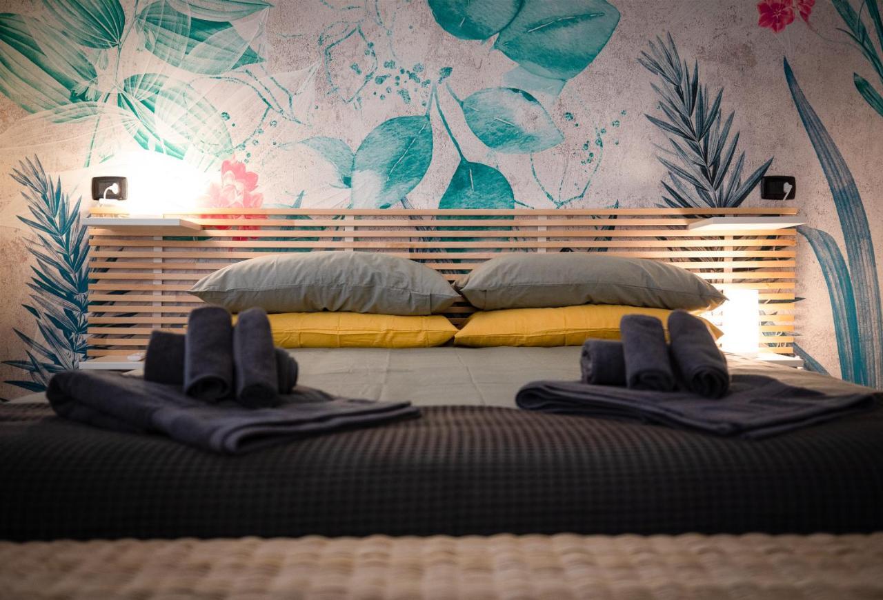 Apartament Via Calefati Land Bari Zewnętrze zdjęcie